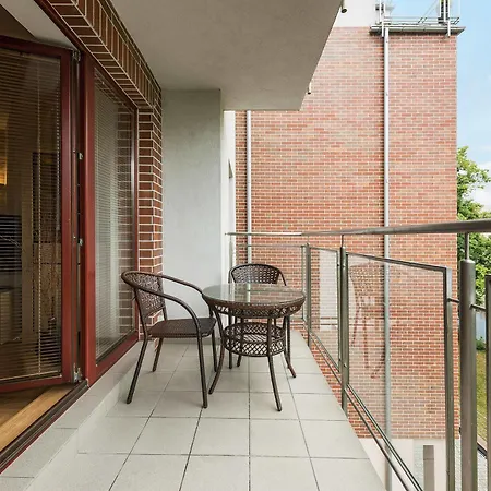 Rent A Flat Torunska St. Apartamento *